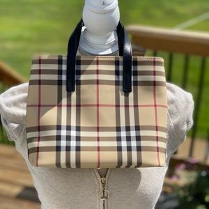 EUC! Authentic Burberry small bucket tote! Nova Check! pVC covered!